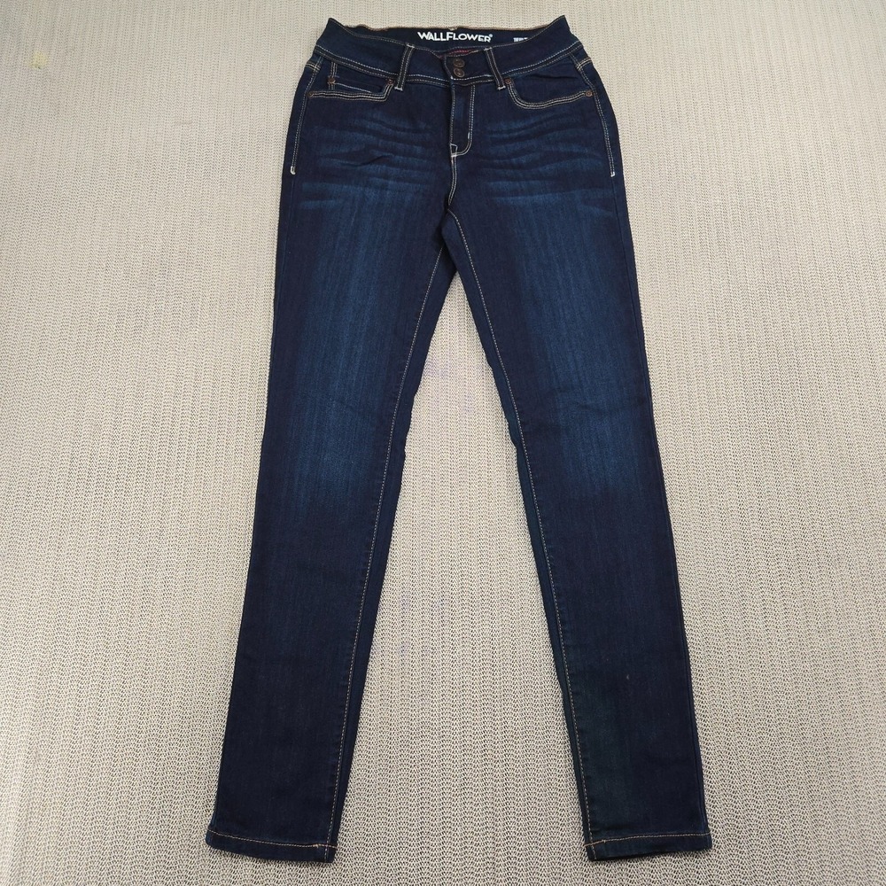 Wallflower Jeans Womens 7 28 Waist Ultra Fit Slim Fit Straight Leg Dark Wash